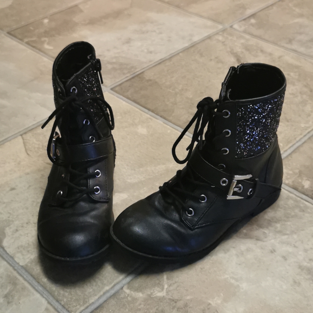 Girls Size 1 Black Boots